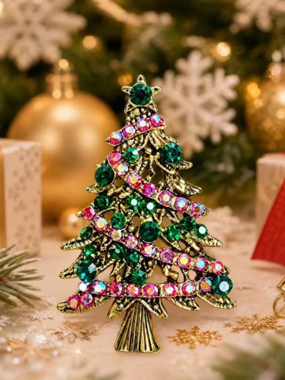 Exquisite Seasonal Yule Holiday Rhinestones Christmas Tree Brooch w Box